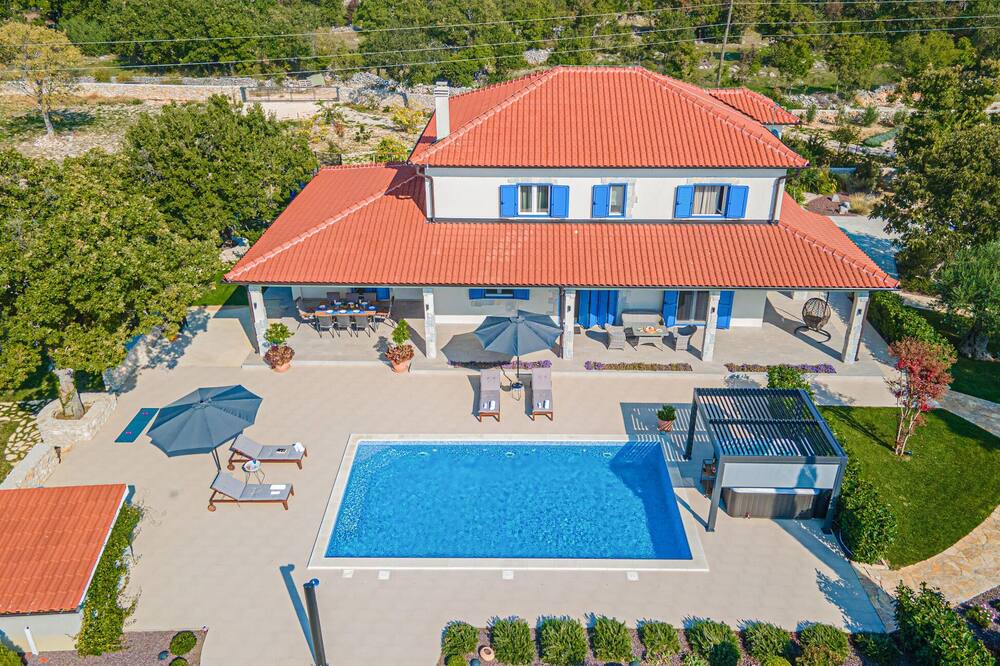 Photo of Outdoor in Drnis