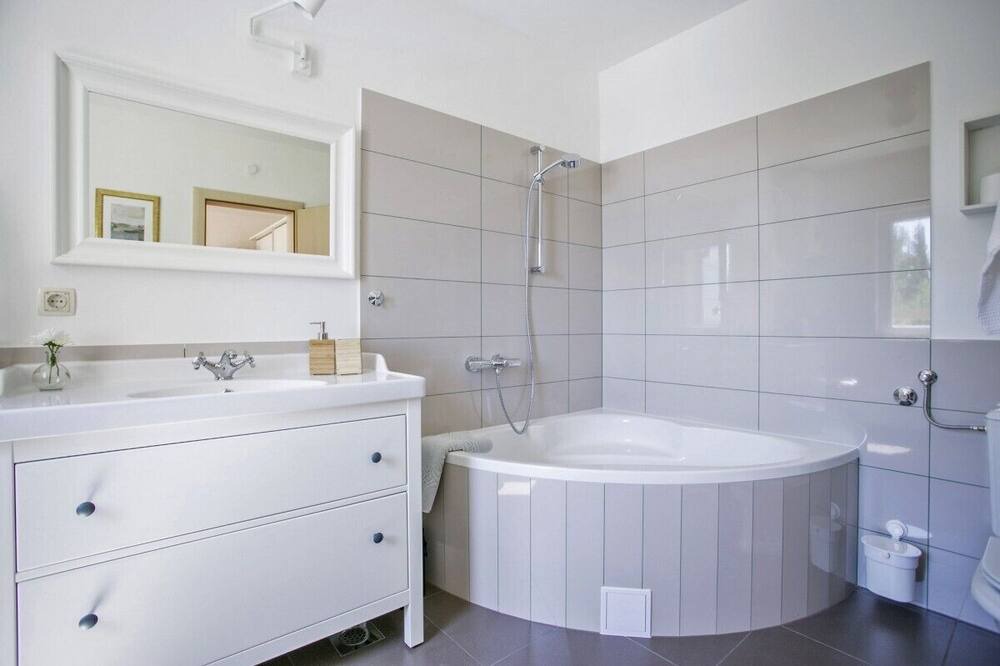 Photo of Bathroom in Plano