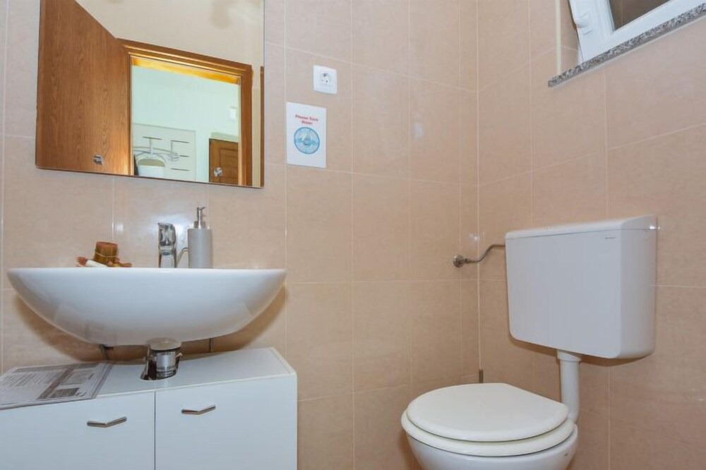 Photo of Bathroom in Veli Iz