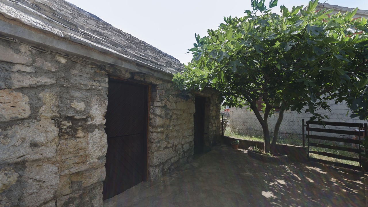 Photo of Outdoor in Oklaj