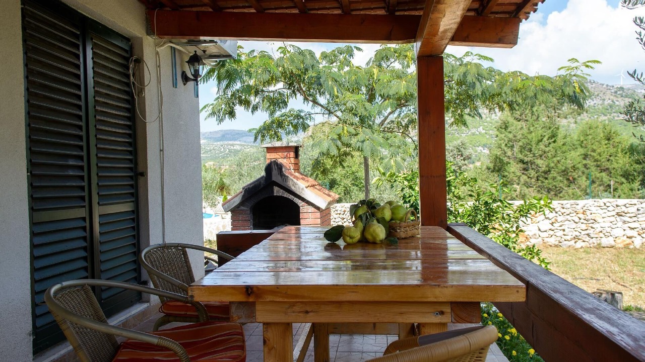 Photo of Outdoor in Seget