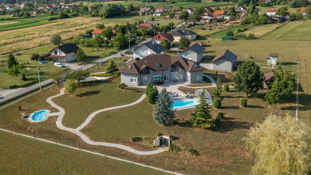 Photo of Outdoor in Ivanic-Grad