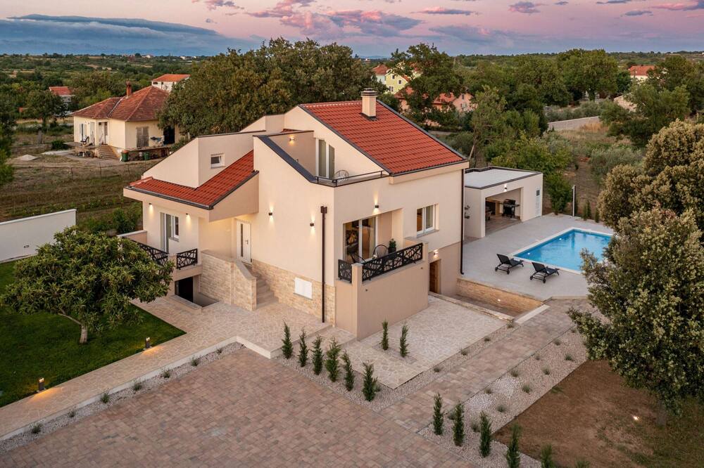 Photo of Others in Brisevo