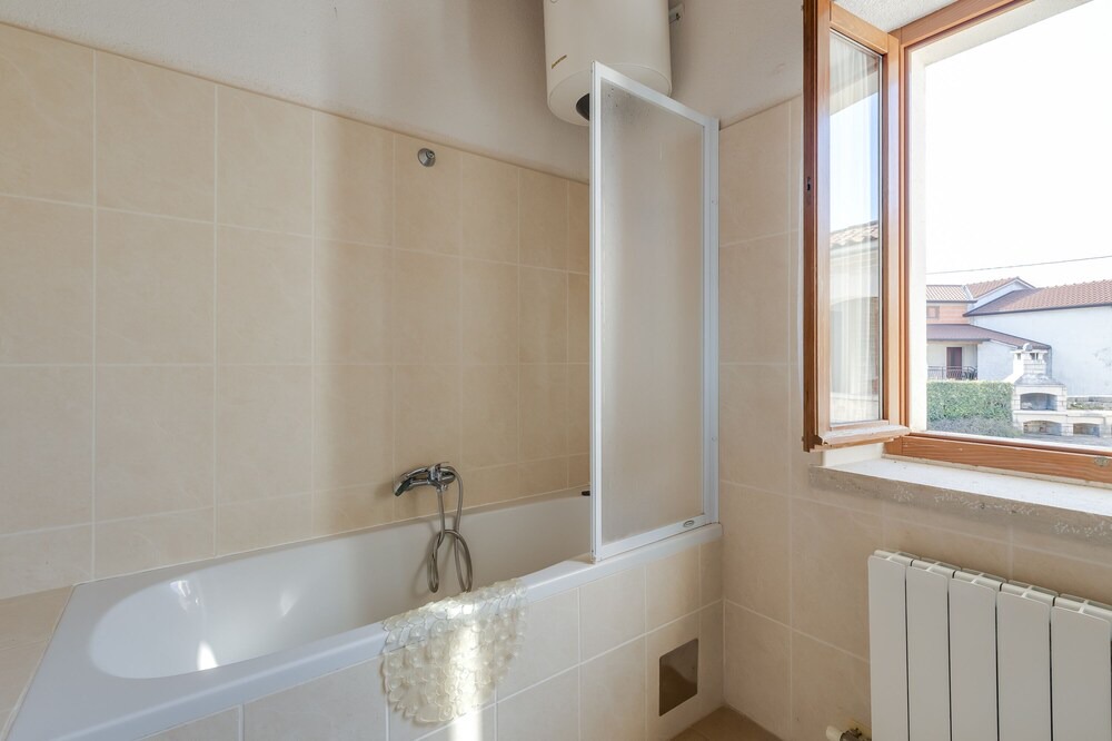 Photo of Bathroom in Jezenj