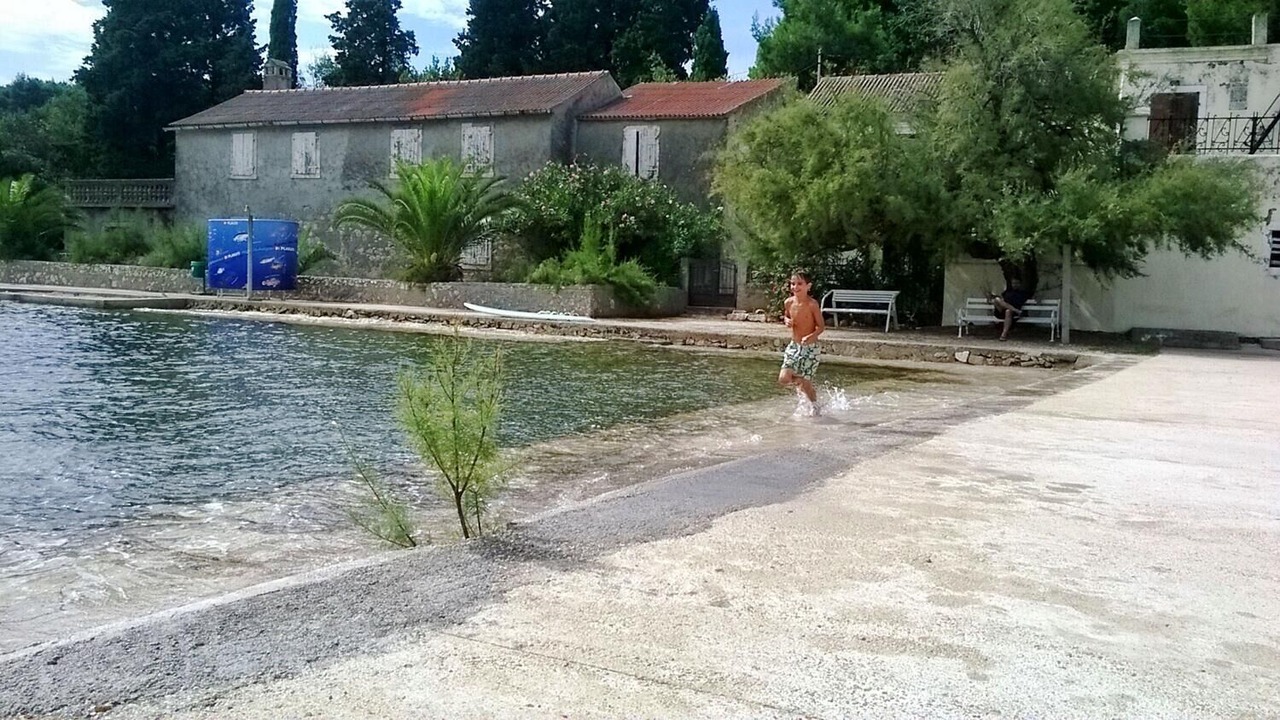 Photo of Outdoor in Lukoran