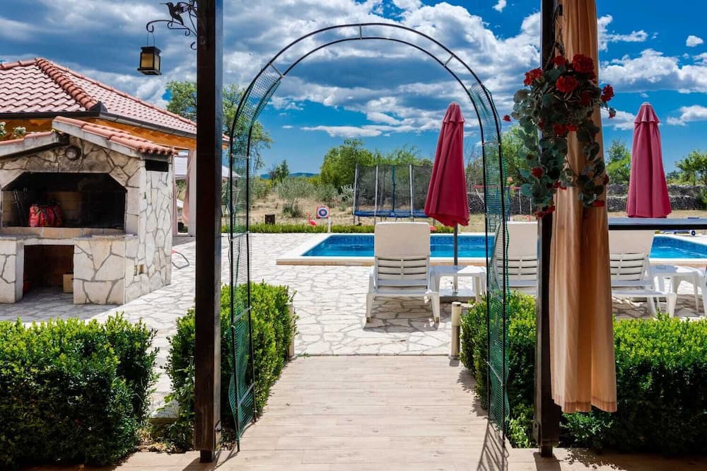 Photo of Outdoor in Gornje Planjane
