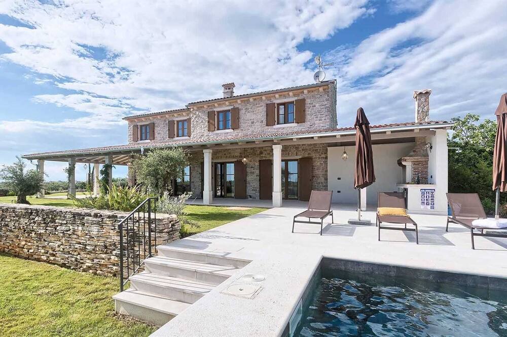 Photo of Outdoor in Finida