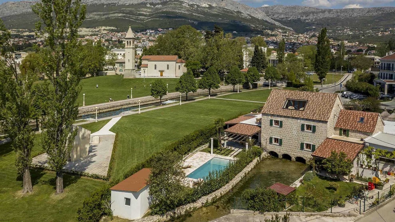 Photo of Outdoor in Solin