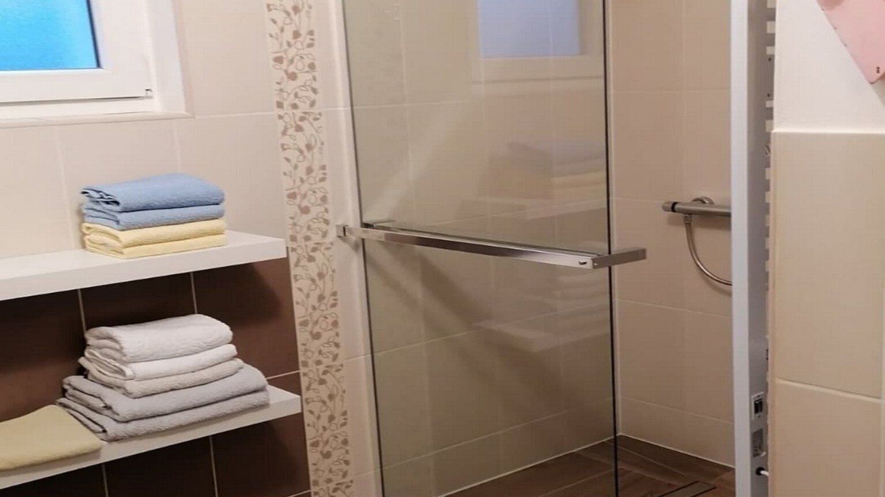 Photo of Bathroom in Erdut