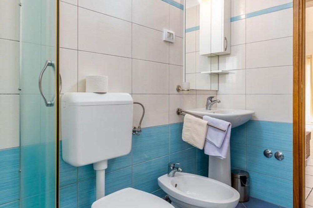 Photo of Bathroom in Krmed