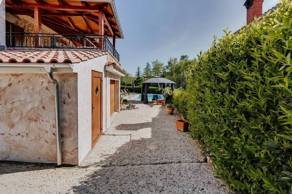 Photo of Outdoor in Polje