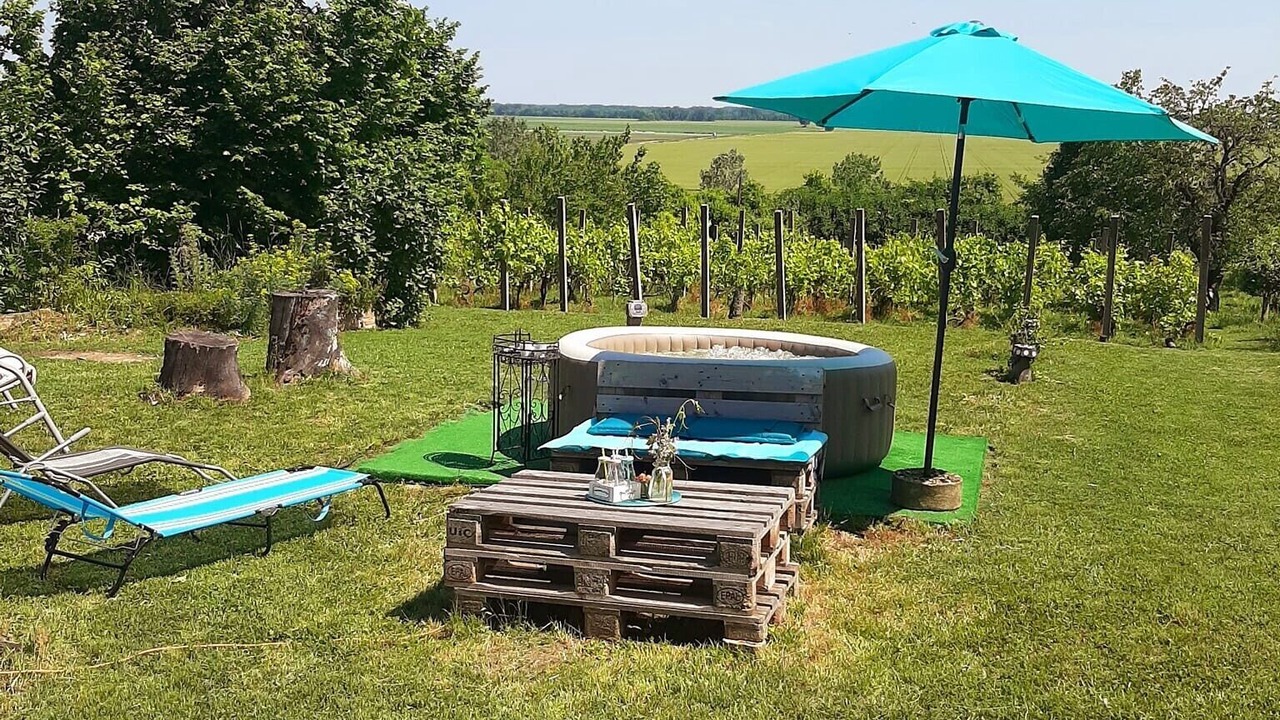 Photo of Outdoor in Suza