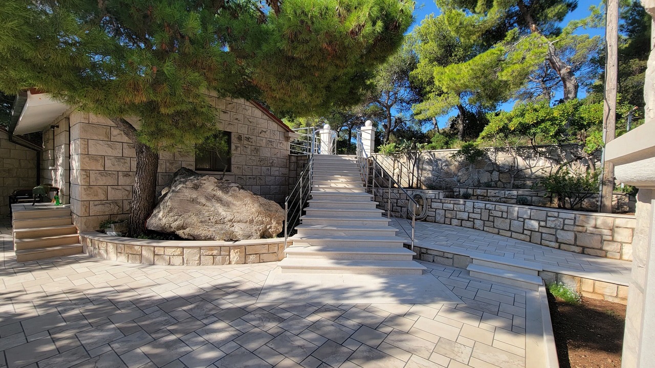 Photo of Outdoor in Cove Basina (Jelsa)