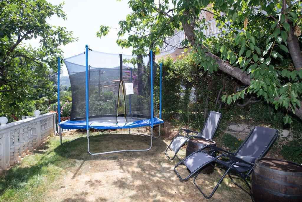 Photo of Outdoor in Ika