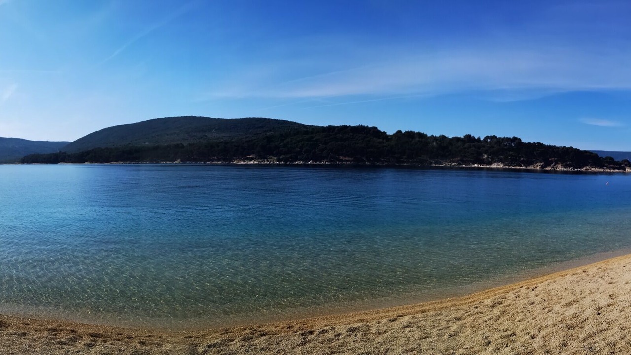 Photo of Others in Cres