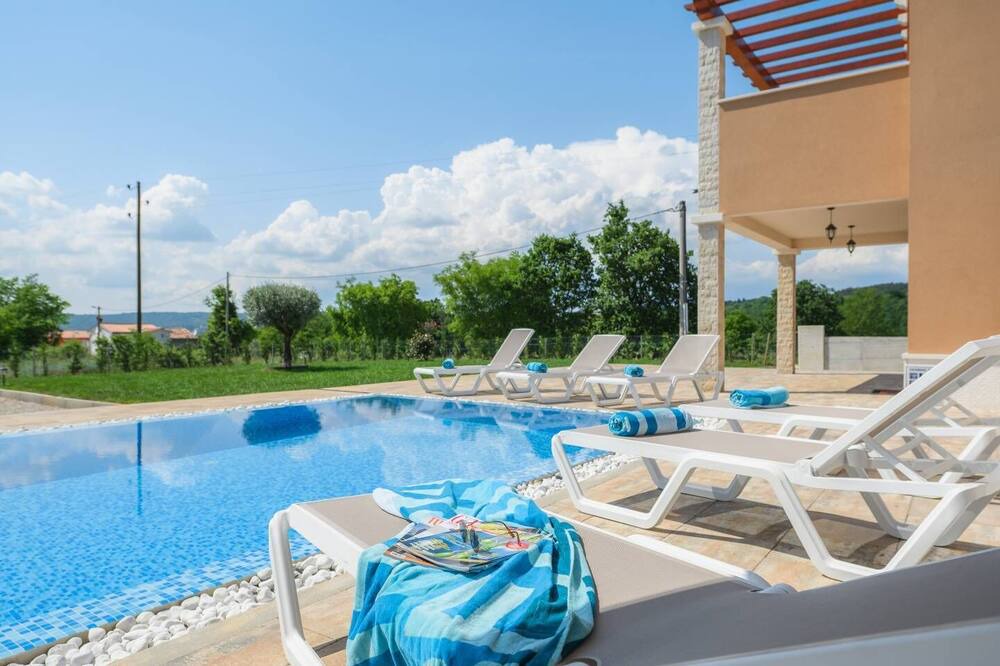 Photo of Outdoor in Paradiz