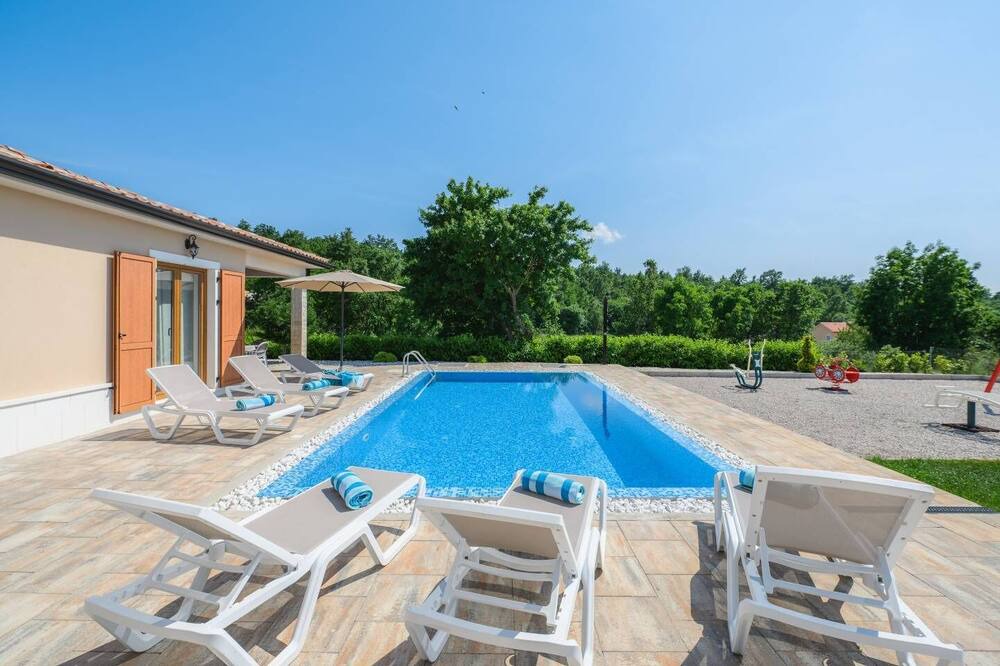 Photo of Outdoor in Paradiz