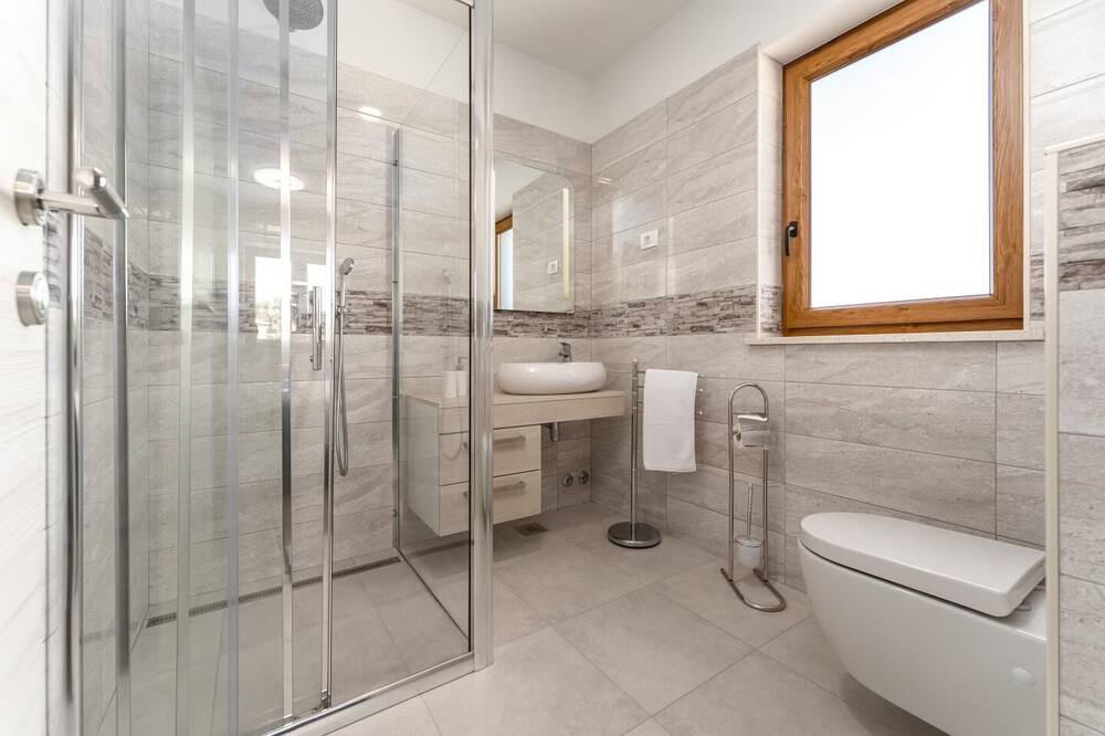 Photo of Bathroom in Paradiz