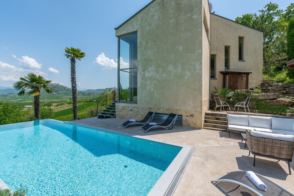 Photo of Outdoor in Brkac