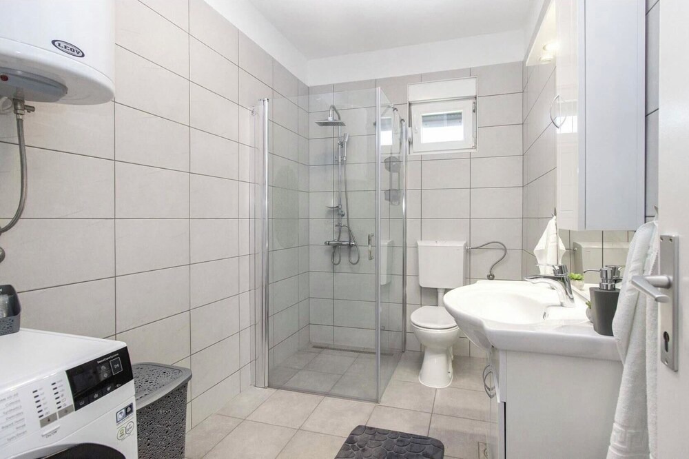 Photo of Bathroom in Skradin