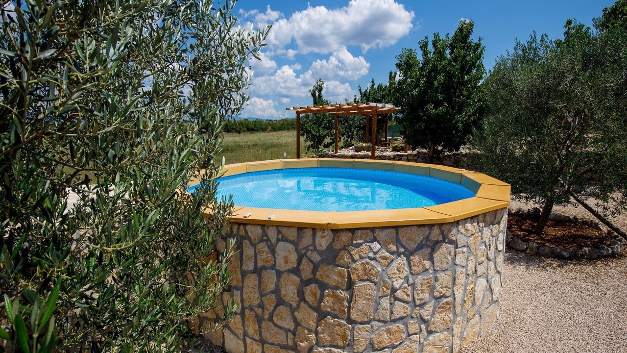 Photo of Outdoor in Oklaj