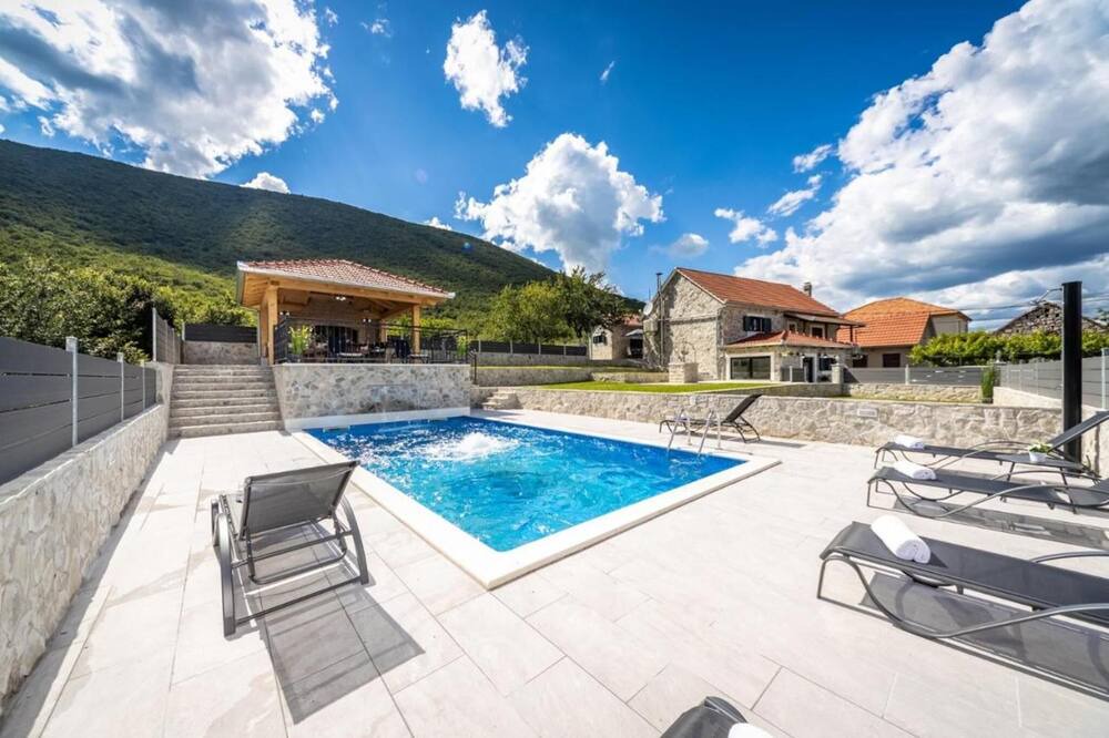 Photo of Outdoor in Sinj