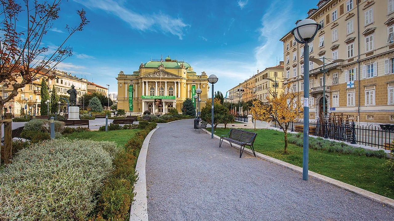 Photo of Outdoor in Rubesi