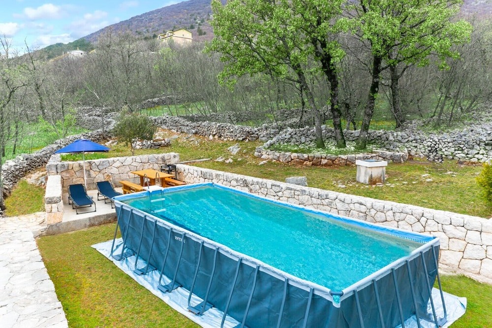 Photo of Outdoor in Svib