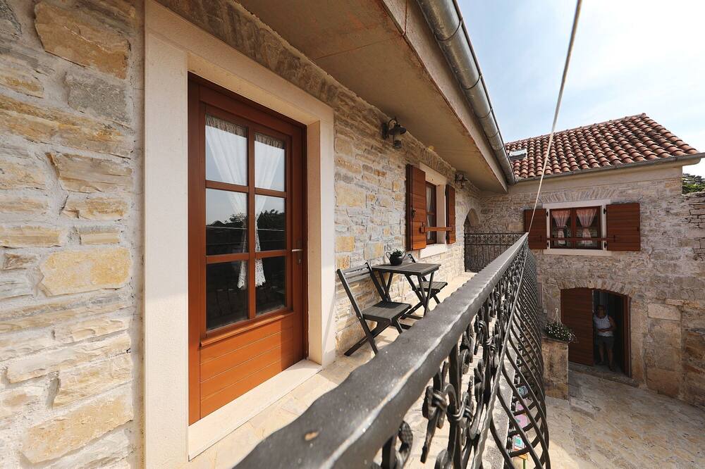 Photo of Outdoor in Nadin