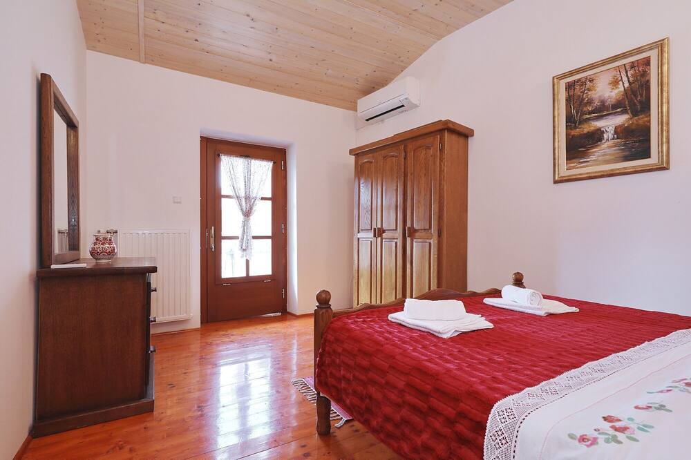 Photo of Bedroom in Nadin