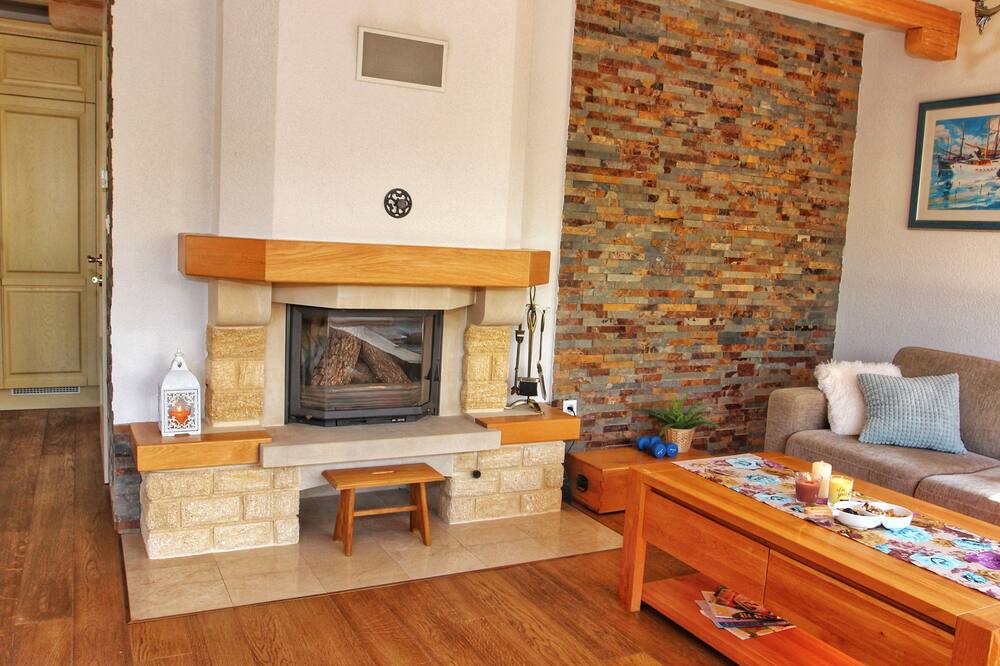 Photo of Livingroom in Civljane