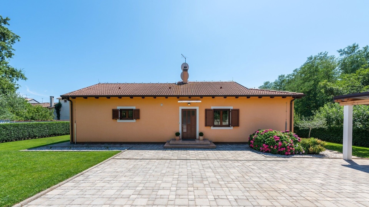 Photo of Outdoor in Fiorini