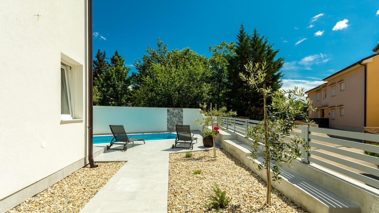 Photo of Outdoor in Soline