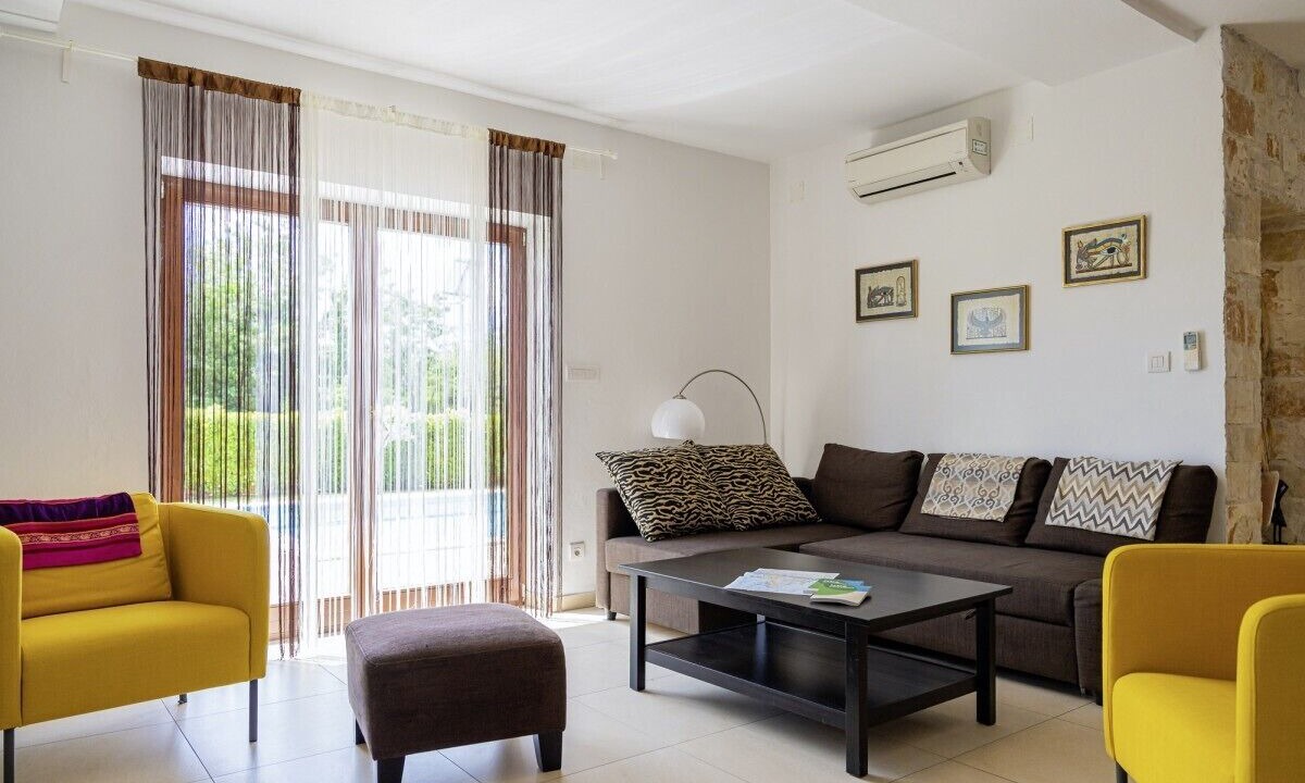 Photo of Livingroom in Mofardini