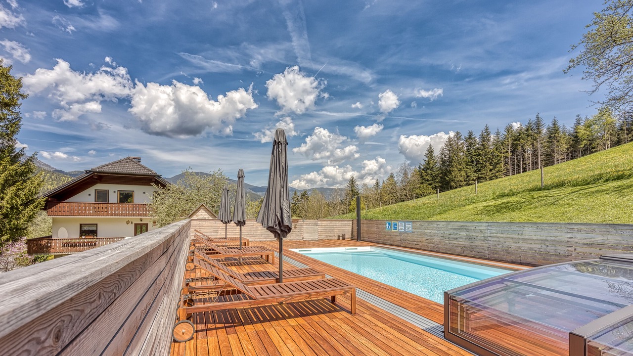 Photo of Outdoor in Luce
