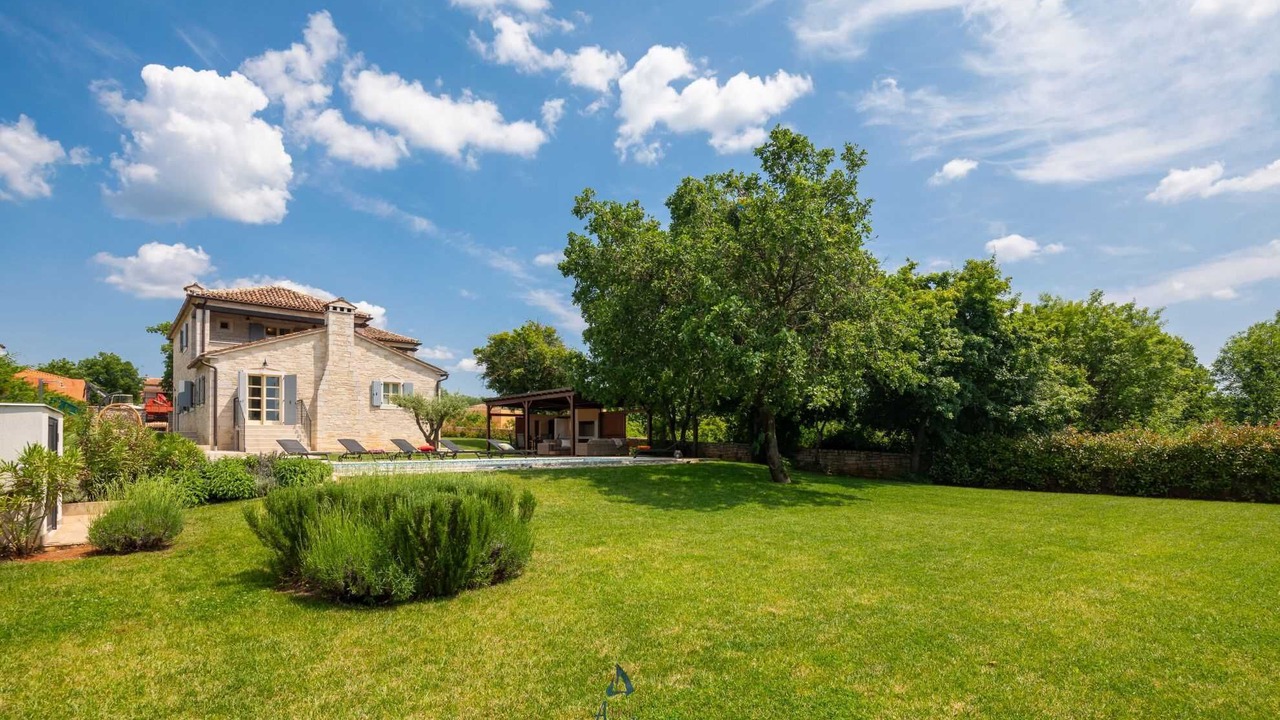 Photo of Outdoor in Mofardini