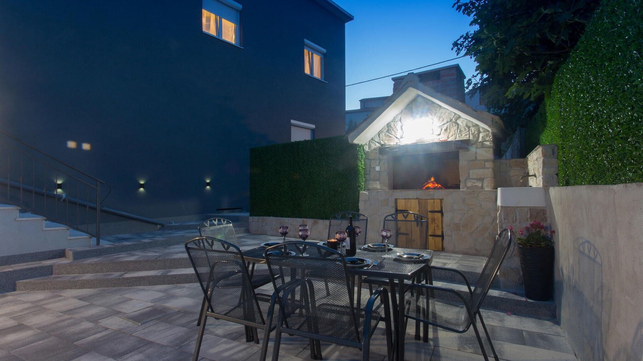 Photo of Outdoor in Mejasi