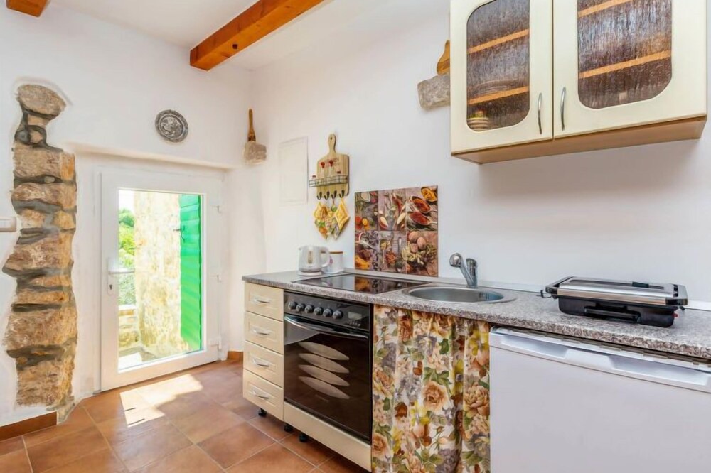 Photo of Kitchen in Cres