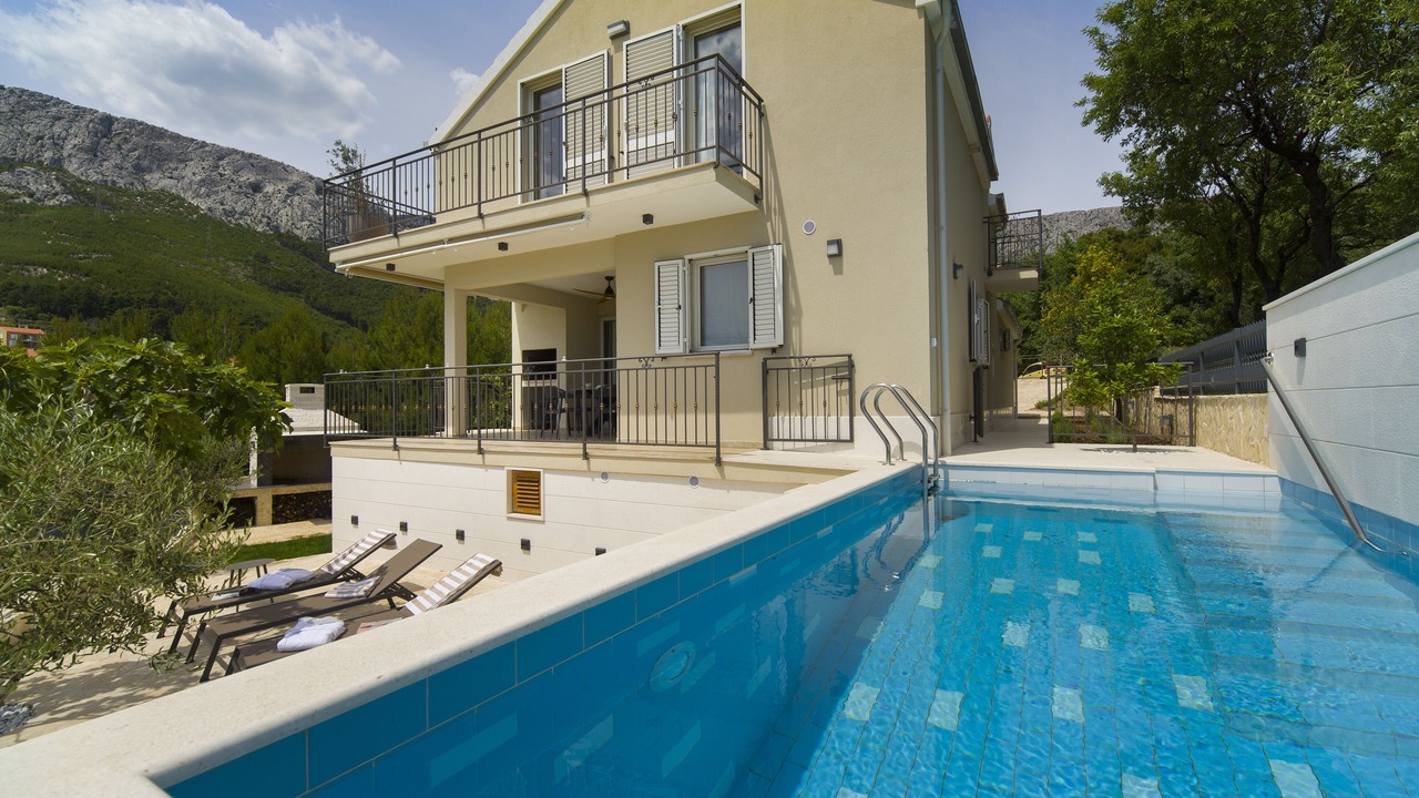Photo of Outdoor in Solin