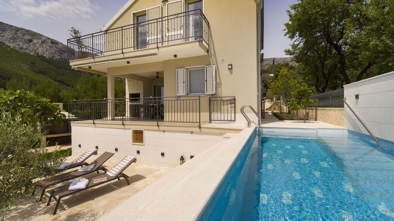 Photo of Outdoor in Solin