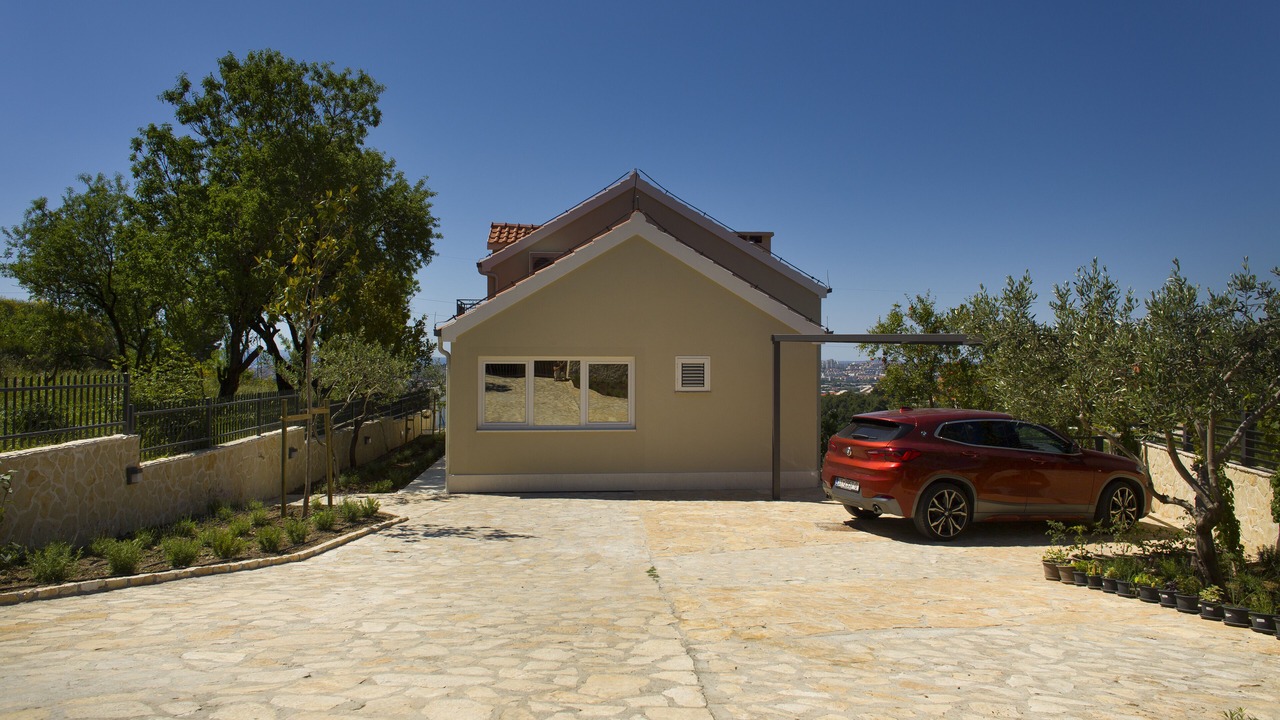 Photo of Outdoor in Solin