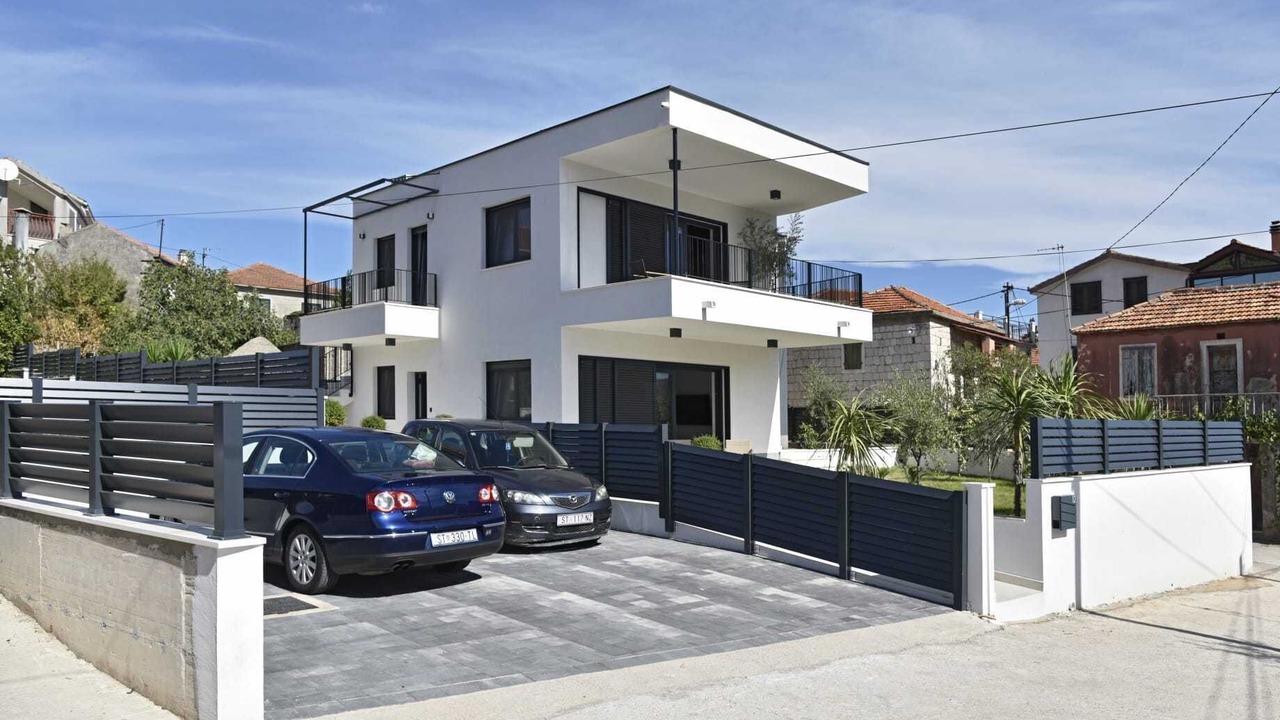 Photo of Outdoor in Slatine