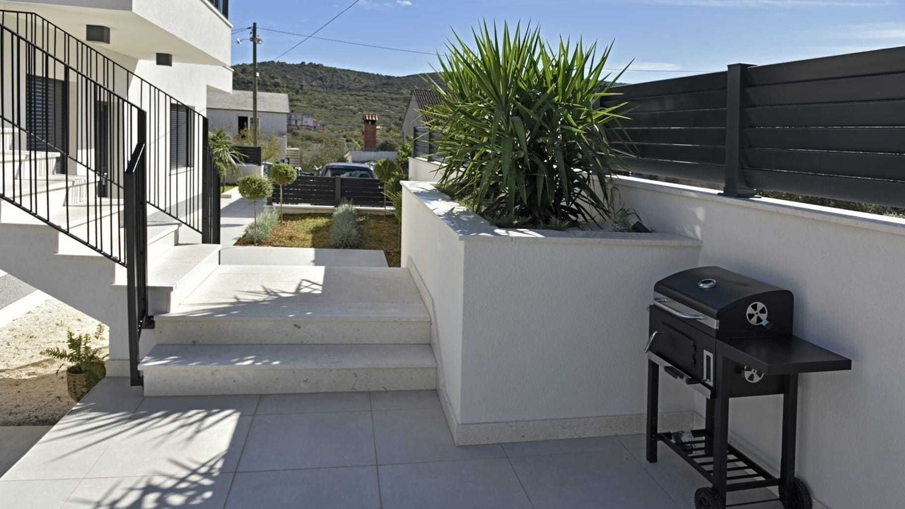Photo of Outdoor in Slatine