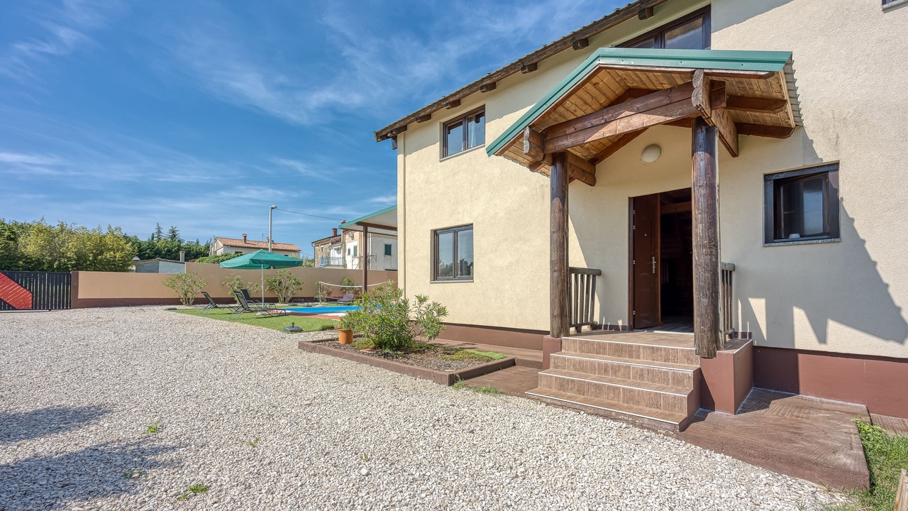 Photo of Outdoor in Materada