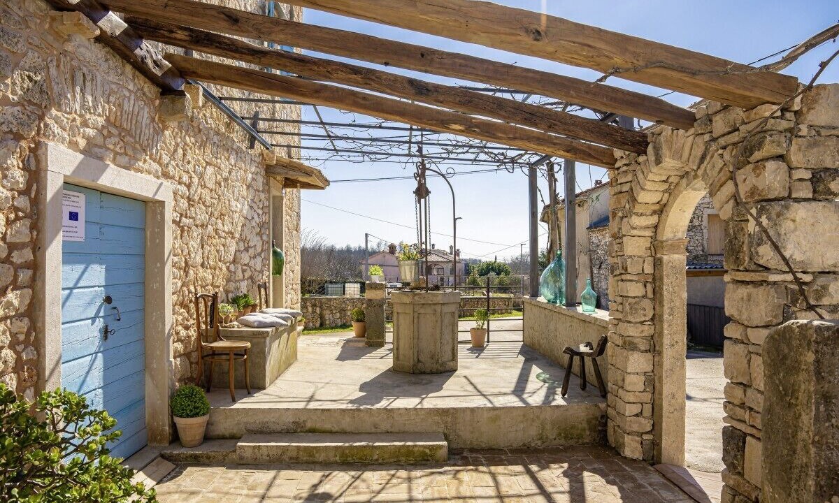 Photo of Outdoor in Grandici