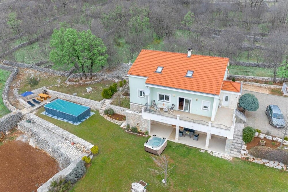 Photo of Outdoor in Svib