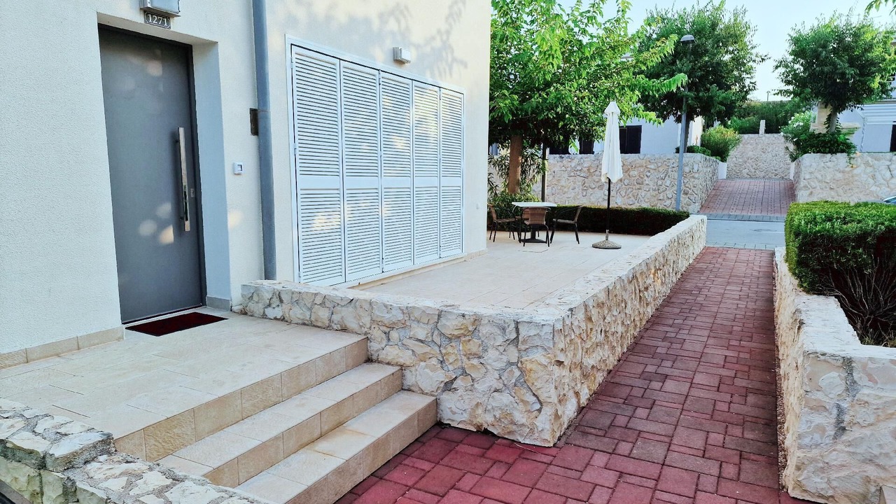 Photo of Patio Balcony in Petrcane