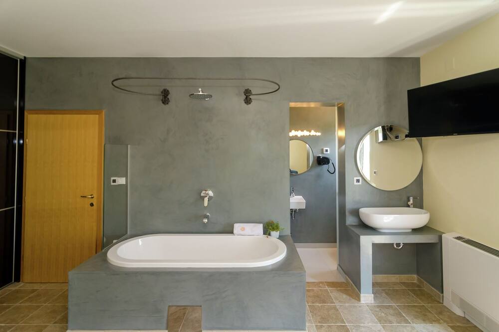 Photo of Bathroom in Skabrnja
