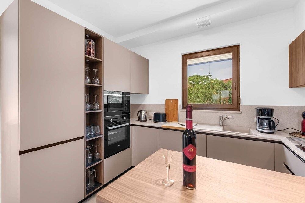 Photo of Kitchen in Kadumi
