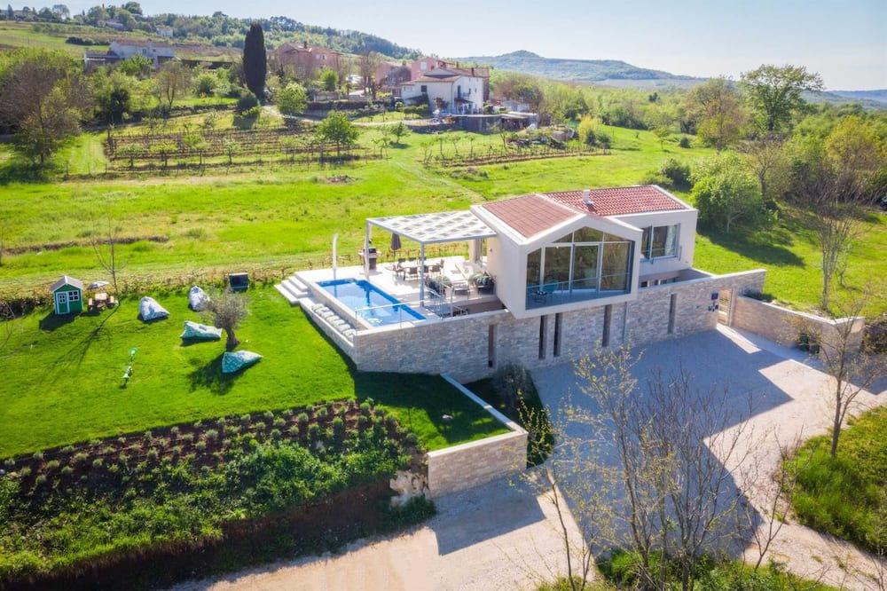 Photo of Outdoor in Brkac